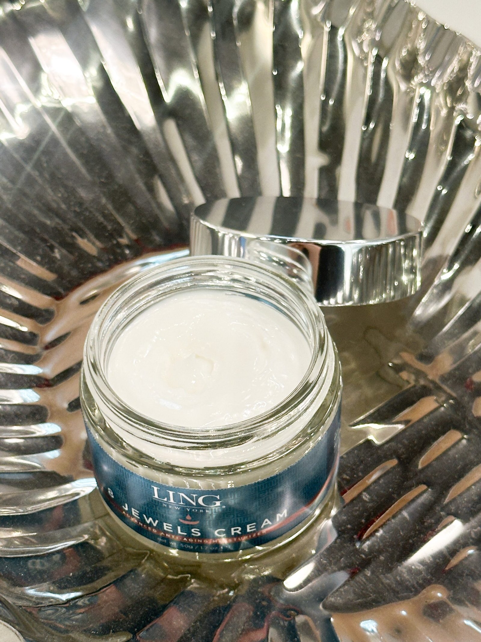 8 Jewels Cream (Advanced Anti-aging Moisturizer) - Image 5